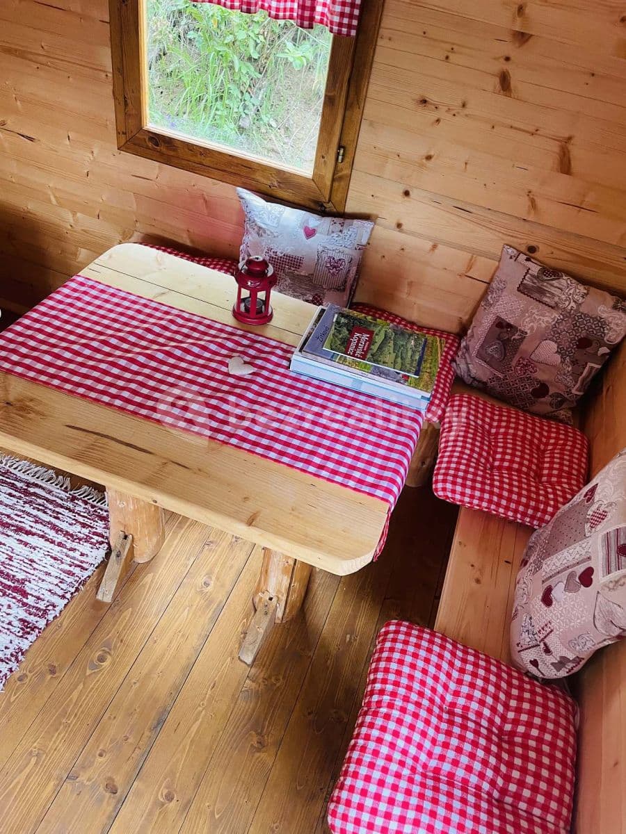 Prenájom rekreačného objektu, Pitín, Zlínský kraj Prenájom rekreačného objektu, Pitín, Zlínský kraj