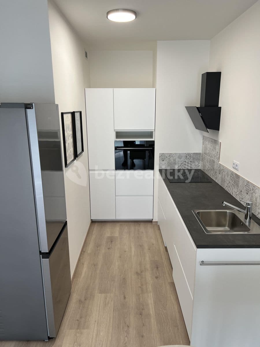 Prenájom bytu 2-izbový 57 m², U Radosti, Praha, Praha Prenájom bytu 2-izbový 57 m², U Radosti, Praha, Praha