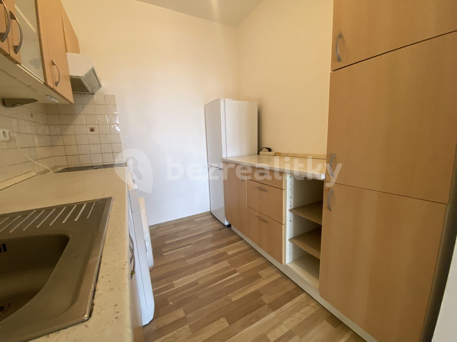 Prenájom bytu 2-izbový 43 m², Ohradní, Praha, Praha Prenájom bytu 2-izbový 43 m², Ohradní, Praha, Praha