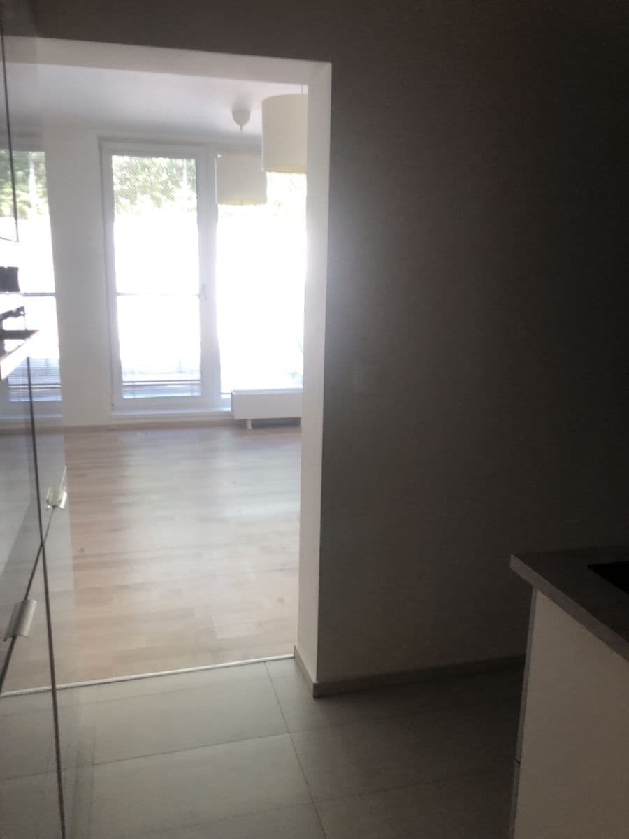 Prenájom bytu 1-izbový 24 m², Na Vyhlídce, Rosice, Jihomoravský kraj Prenájom bytu 1-izbový 24 m², Na Vyhlídce, Rosice, Jihomoravský kraj