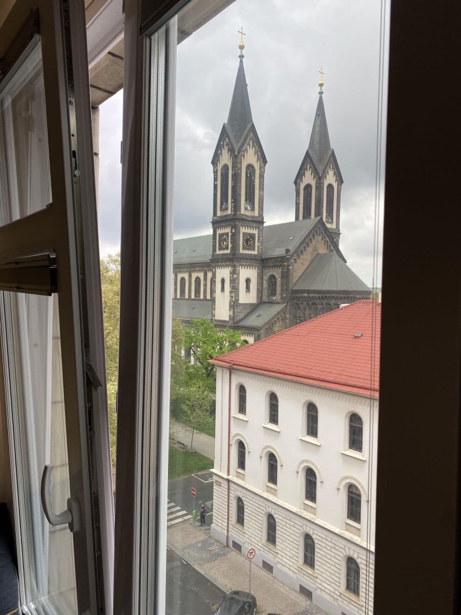 Prenájom bytu 1-izbový 30 m², Peckova, Praha, Praha Prenájom bytu 1-izbový 30 m², Peckova, Praha, Praha