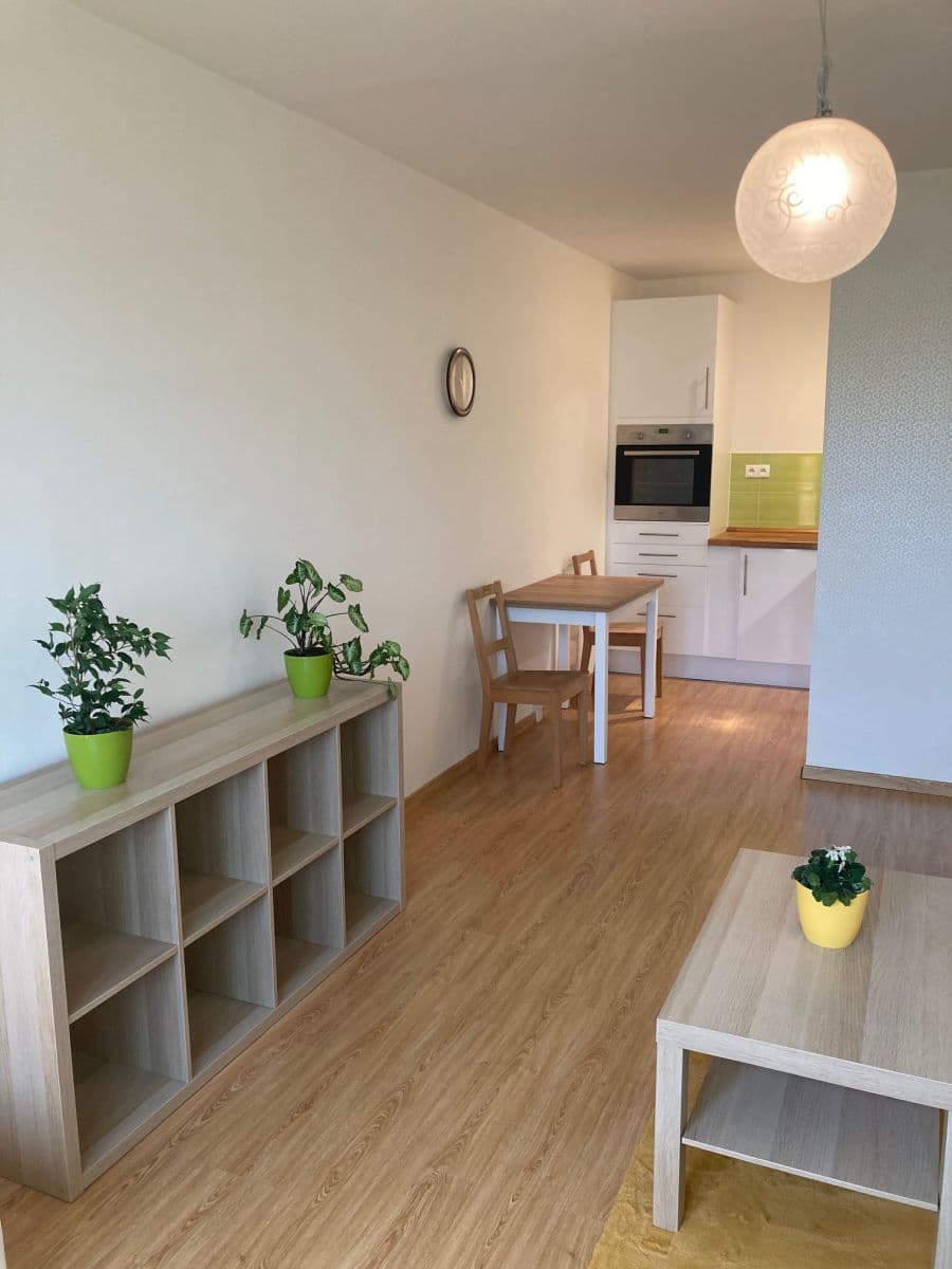 Prenájom bytu 2-izbový 44 m², Nad Starou pískovnou, Praha, Praha Prenájom bytu 2-izbový 44 m², Nad Starou pískovnou, Praha, Praha