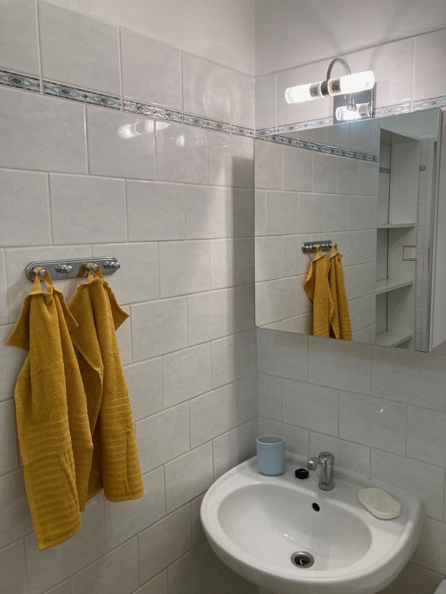 Prenájom bytu 2-izbový 44 m², Nad Starou pískovnou, Praha, Praha Prenájom bytu 2-izbový 44 m², Nad Starou pískovnou, Praha, Praha