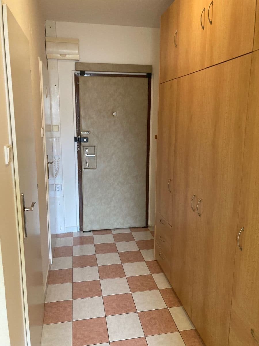 Prenájom bytu 2-izbový 44 m², Nad Starou pískovnou, Praha, Praha Prenájom bytu 2-izbový 44 m², Nad Starou pískovnou, Praha, Praha