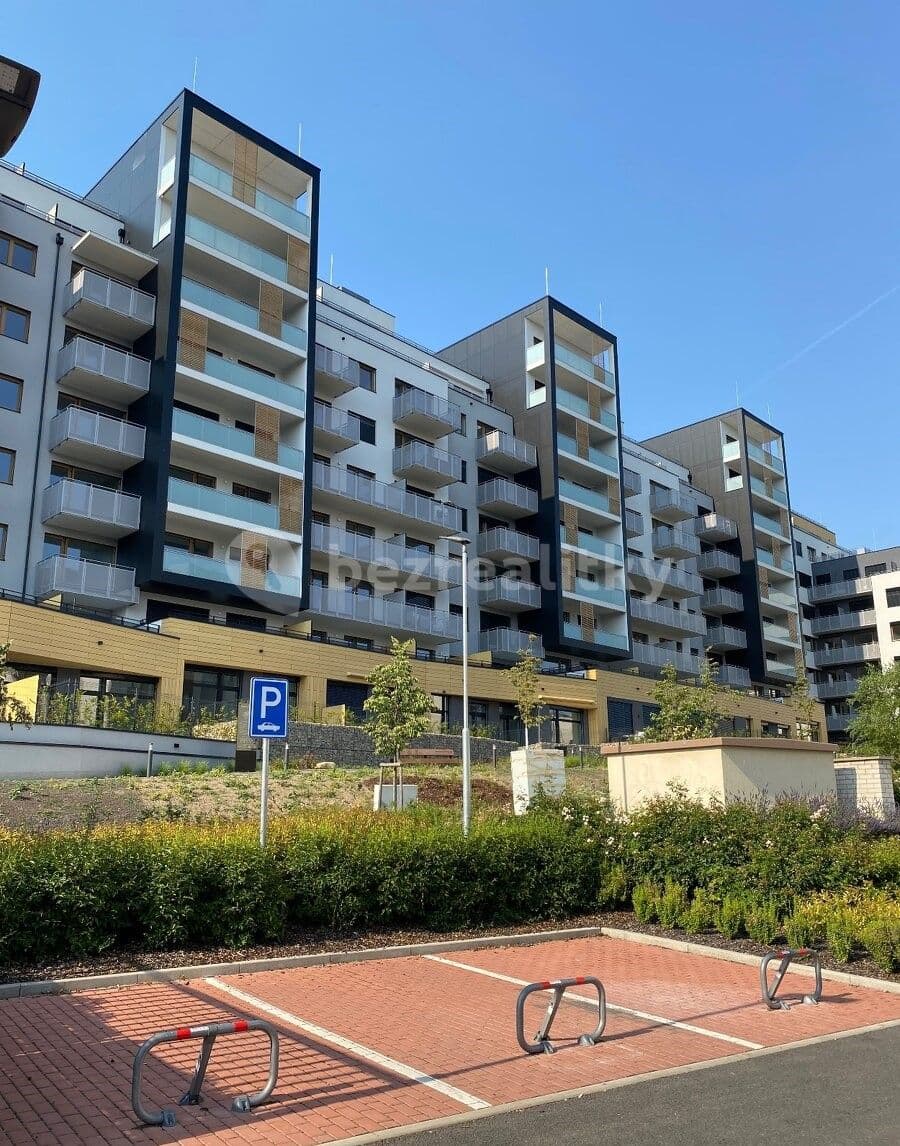 Prenájom bytu 2-izbový 54 m², U Plynárny, Praha, Praha Prenájom bytu 2-izbový 54 m², U Plynárny, Praha, Praha