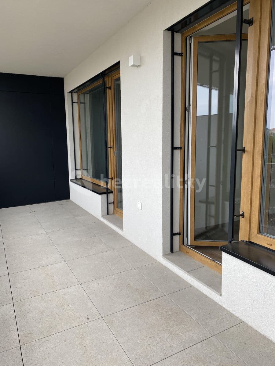 Prenájom bytu 2-izbový 54 m², U Plynárny, Praha, Praha Prenájom bytu 2-izbový 54 m², U Plynárny, Praha, Praha