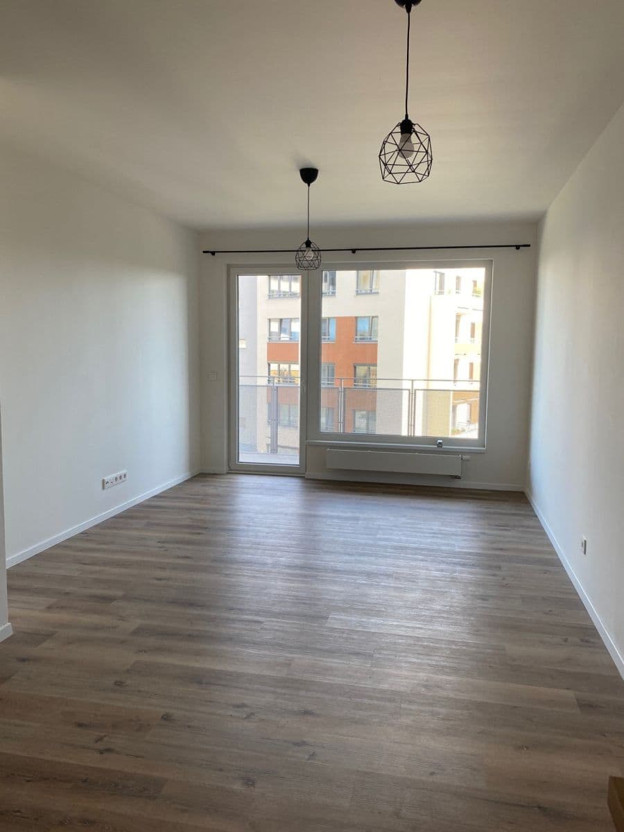 Prenájom bytu 2-izbový 54 m², U Plynárny, Praha, Praha Prenájom bytu 2-izbový 54 m², U Plynárny, Praha, Praha