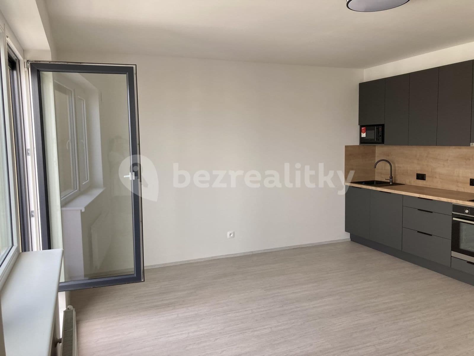 Prenájom bytu 1-izbový 34 m², Sedlářova, Praha, Praha Prenájom bytu 1-izbový 34 m², Sedlářova, Praha, Praha