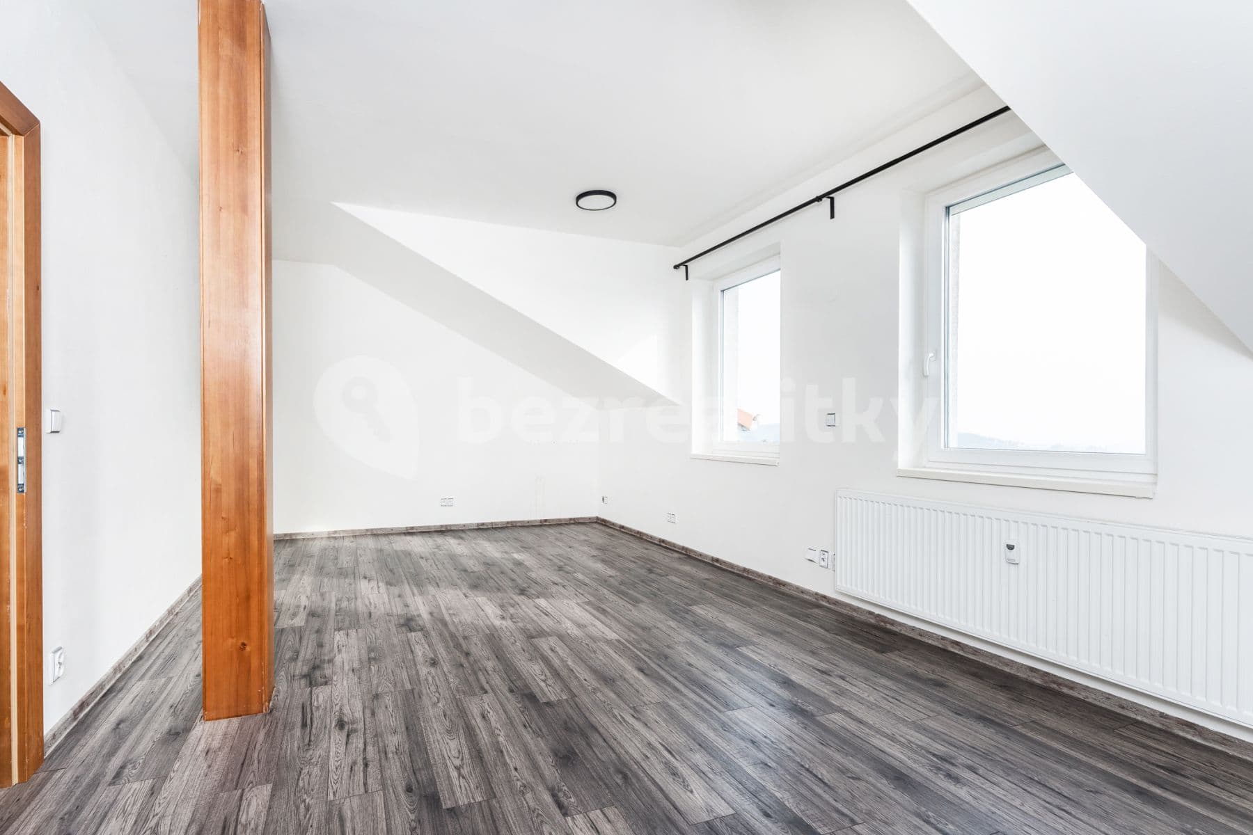 Prenájom bytu 4-izbový 113 m², Miličín, Středočeský kraj Prenájom bytu 4-izbový 113 m², Miličín, Středočeský kraj