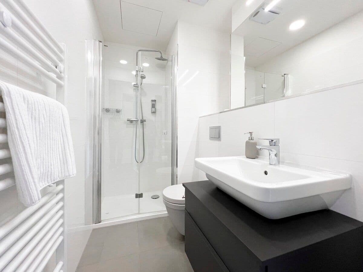 Prenájom bytu 1-izbový 27 m², Perucká, Praha, Praha Prenájom bytu 1-izbový 27 m², Perucká, Praha, Praha