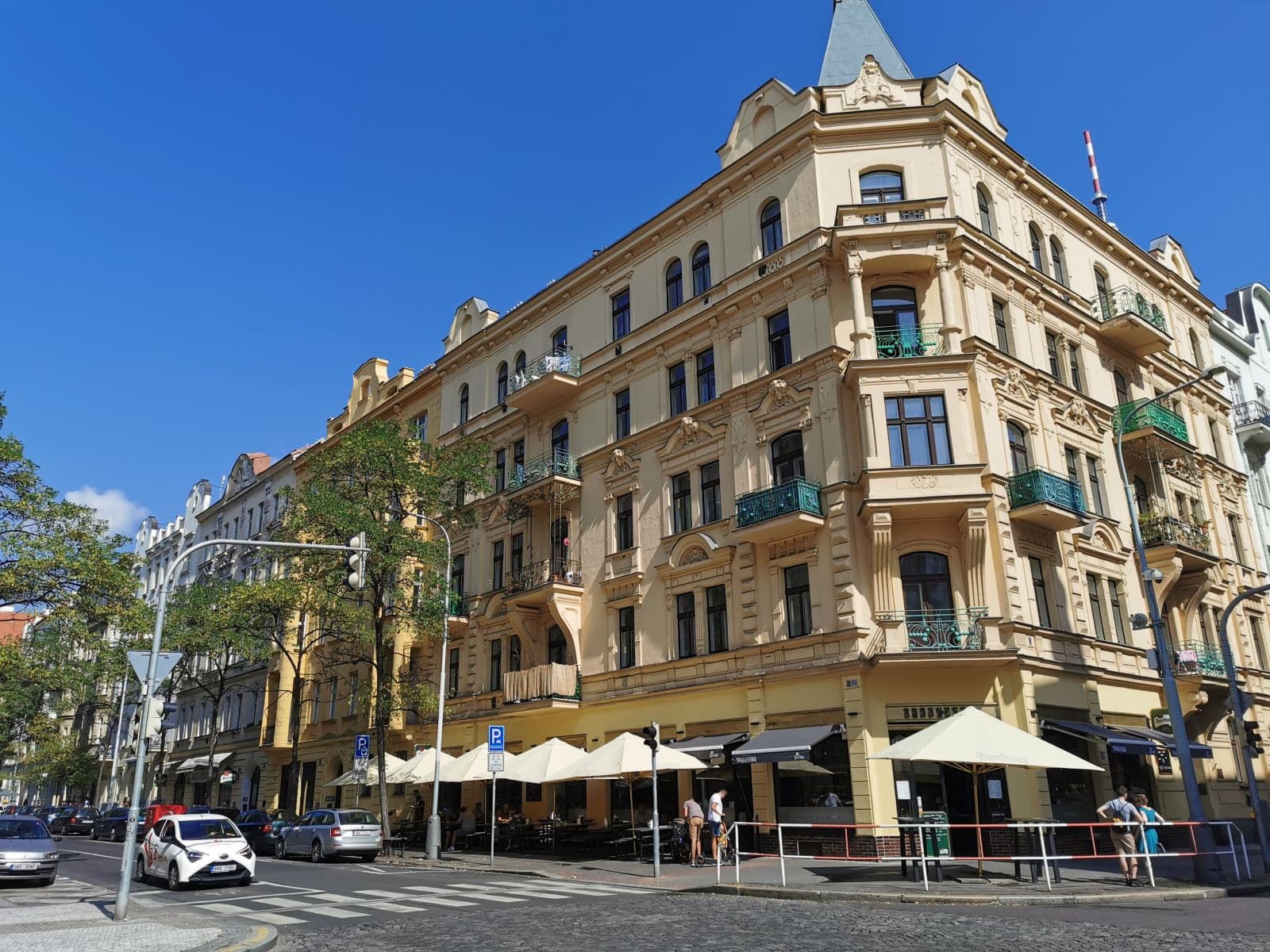 Prenájom bytu 2-izbový 55 m², Polská, Praha, Praha Prenájom bytu 2-izbový 55 m², Polská, Praha, Praha