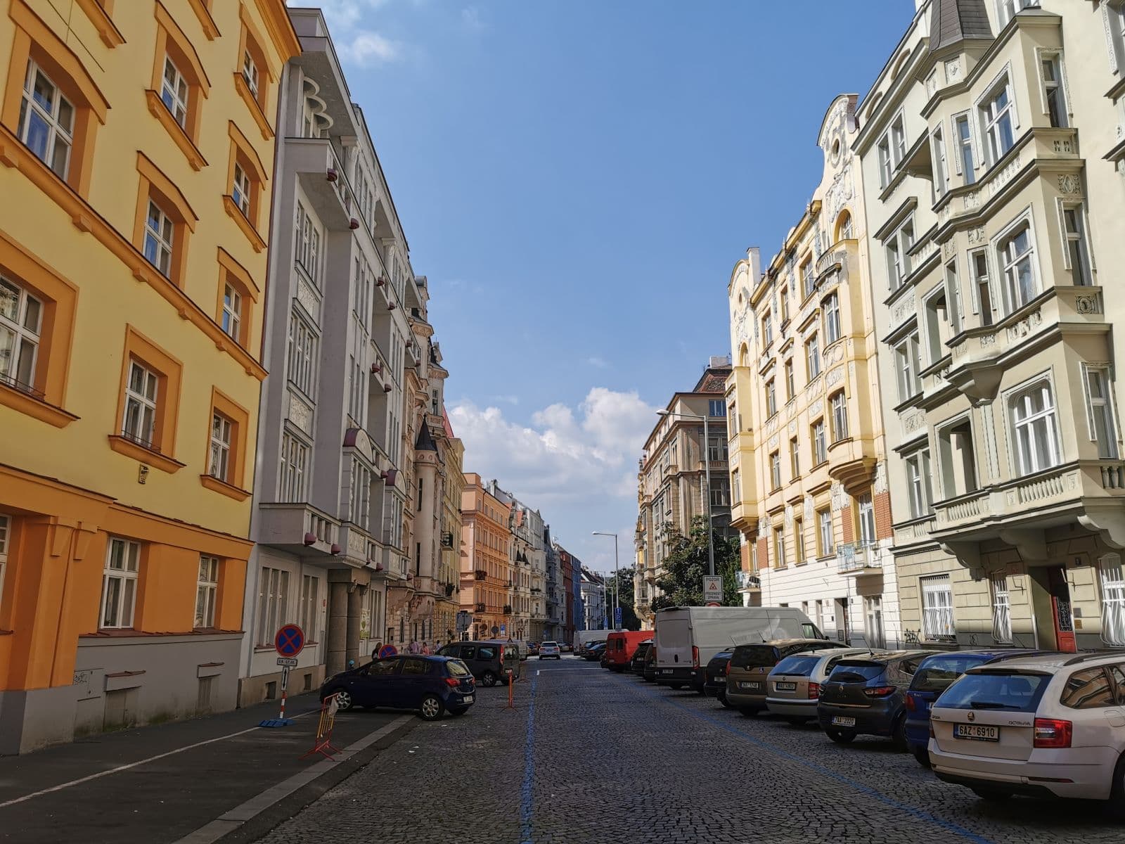 Prenájom bytu 2-izbový 55 m², Polská, Praha, Praha Prenájom bytu 2-izbový 55 m², Polská, Praha, Praha