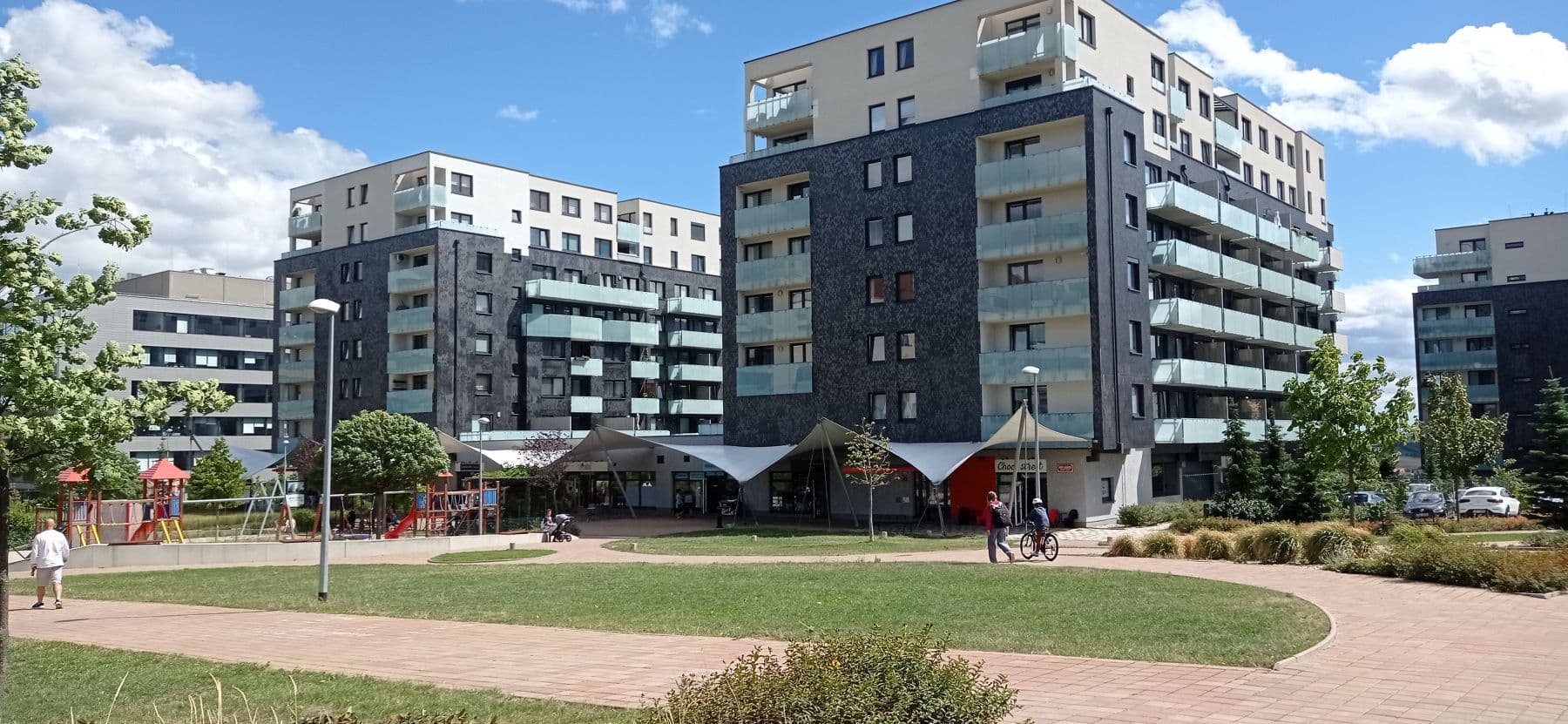 Prenájom bytu 2-izbový 60 m², náměstí Junkových, Praha, Praha Prenájom bytu 2-izbový 60 m², náměstí Junkových, Praha, Praha