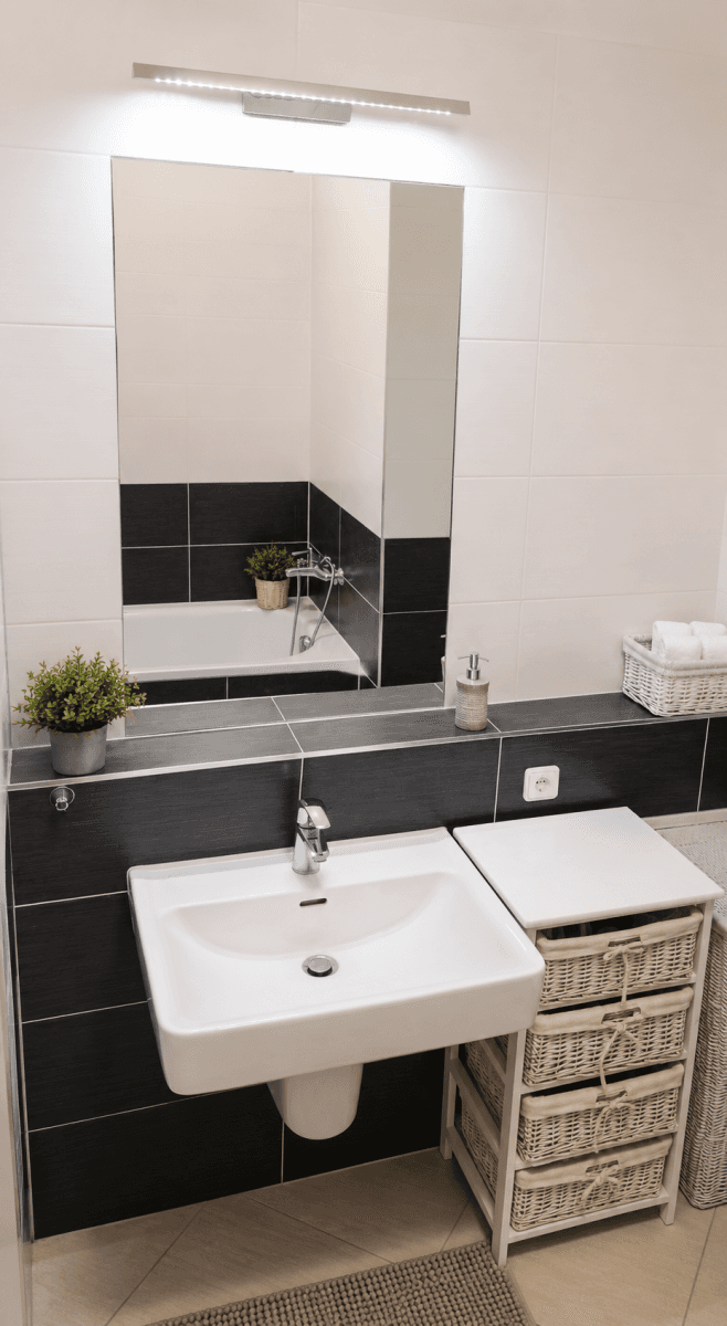 Prenájom bytu 2-izbový 60 m², náměstí Junkových, Praha, Praha Prenájom bytu 2-izbový 60 m², náměstí Junkových, Praha, Praha