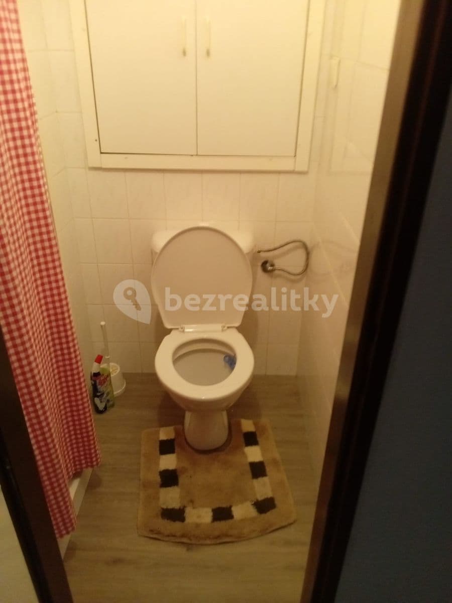 Prenájom bytu 3-izbový 73 m², Láskova, Praha, Praha Prenájom bytu 3-izbový 73 m², Láskova, Praha, Praha