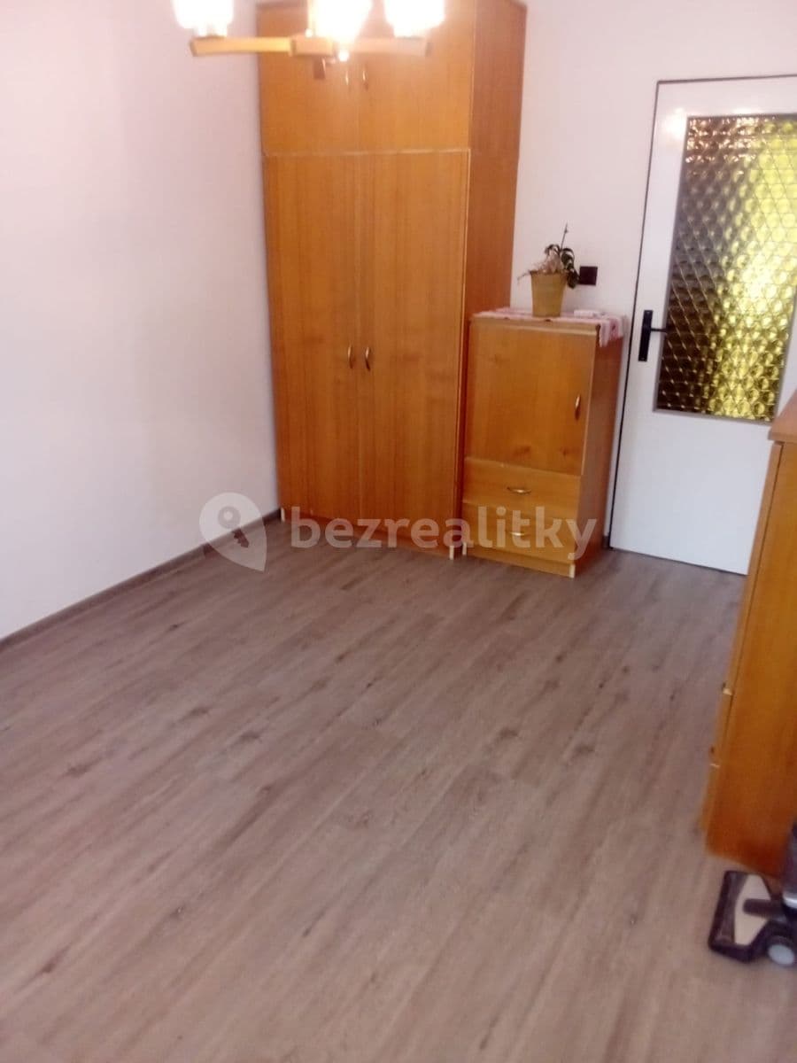 Prenájom bytu 3-izbový 73 m², Láskova, Praha, Praha Prenájom bytu 3-izbový 73 m², Láskova, Praha, Praha