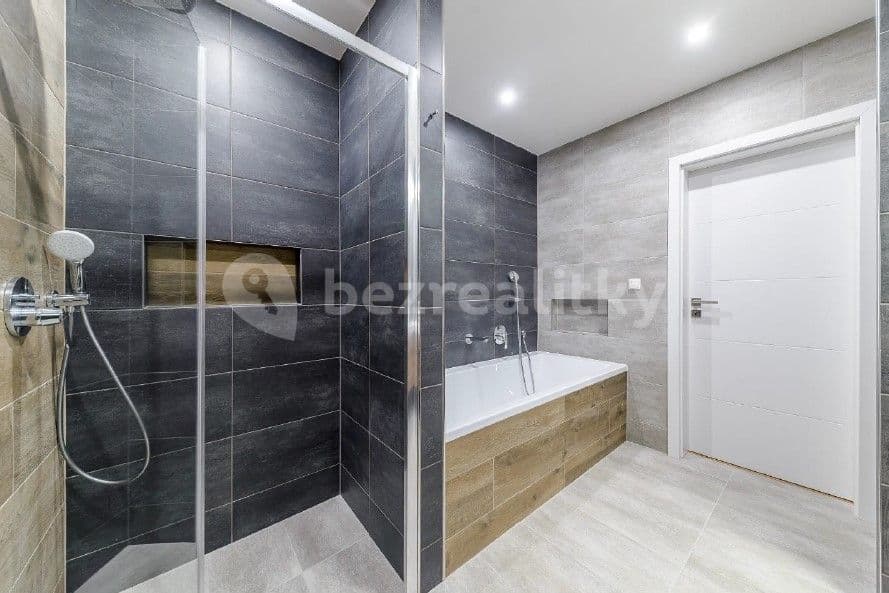Prenájom bytu 3-izbový 80 m², Legionářů, Praha, Praha Prenájom bytu 3-izbový 80 m², Legionářů, Praha, Praha