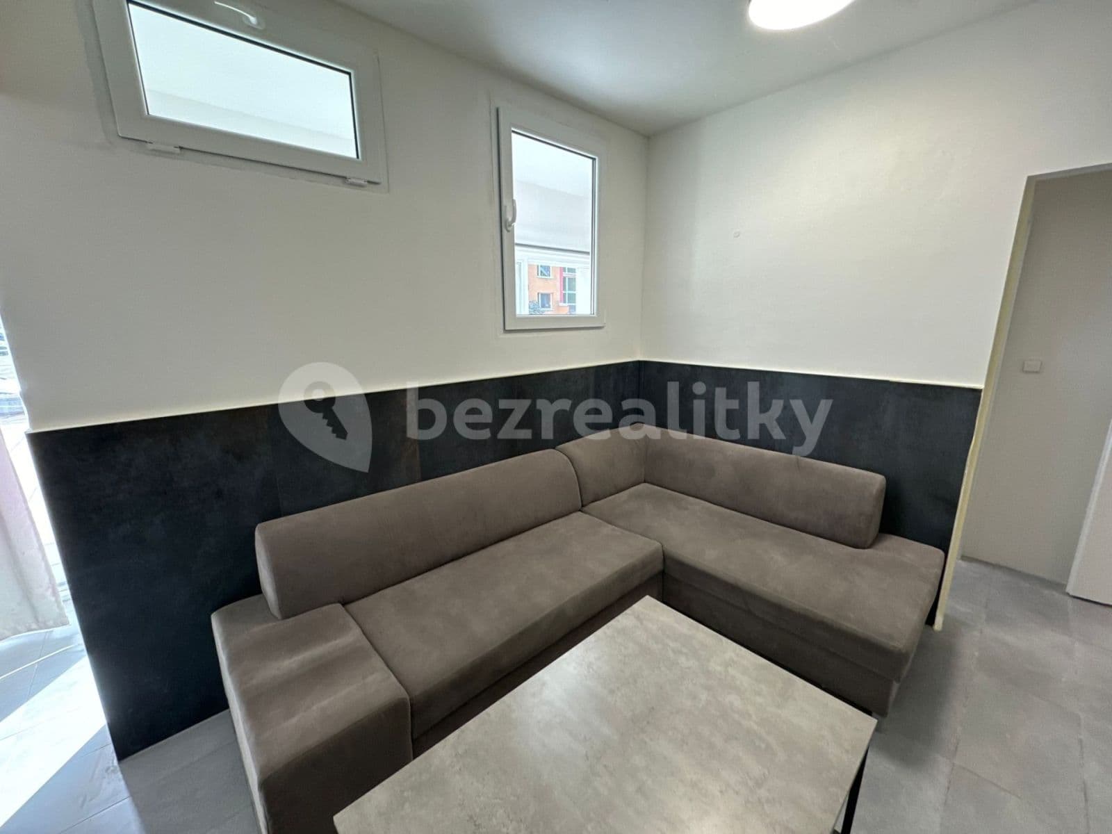 Prenájom bytu 2-izbový 51 m², Třinecká, Praha, Praha Prenájom bytu 2-izbový 51 m², Třinecká, Praha, Praha