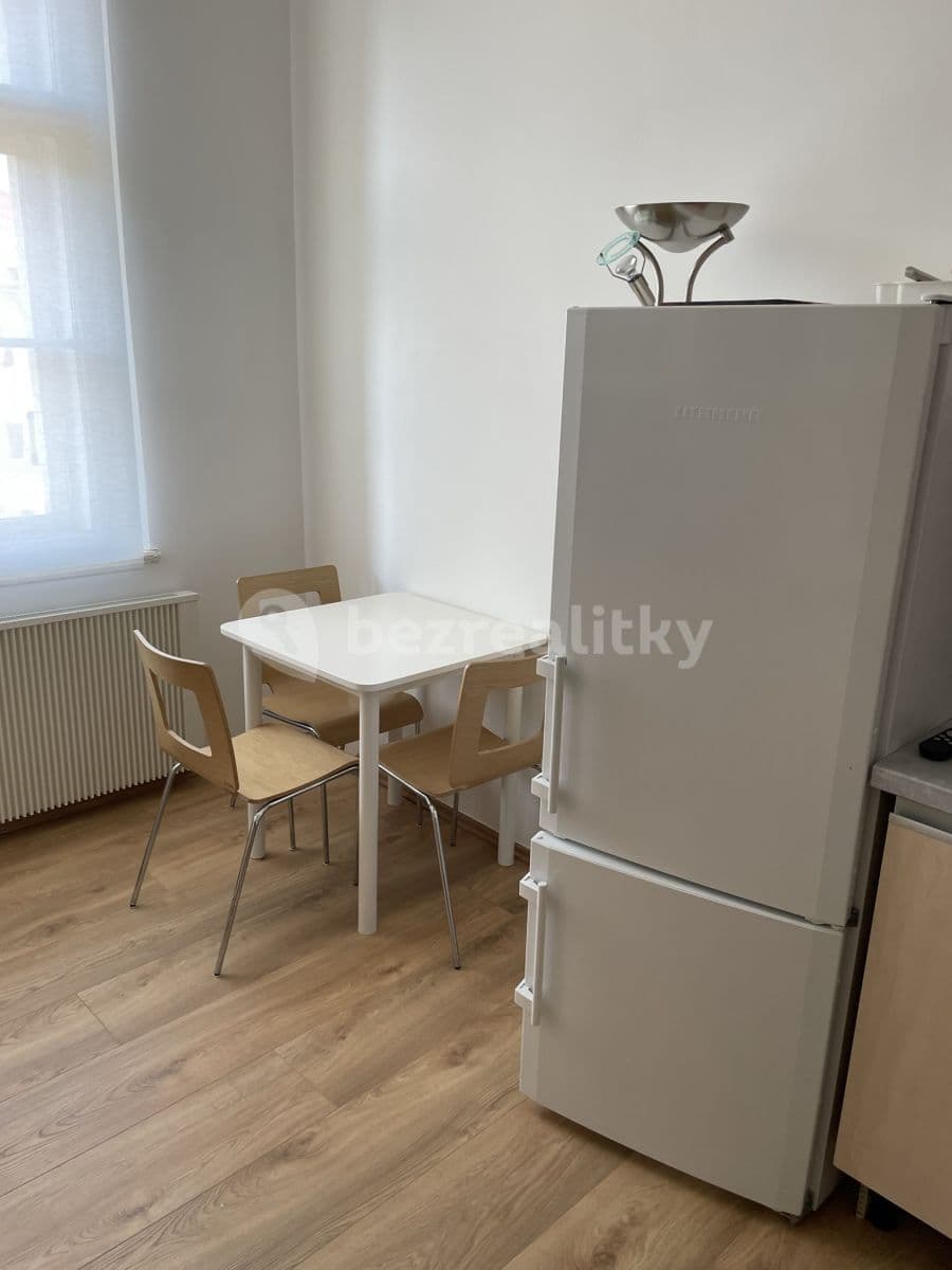 Prenájom bytu 1-izbový 38 m², Duškova, Praha, Praha Prenájom bytu 1-izbový 38 m², Duškova, Praha, Praha