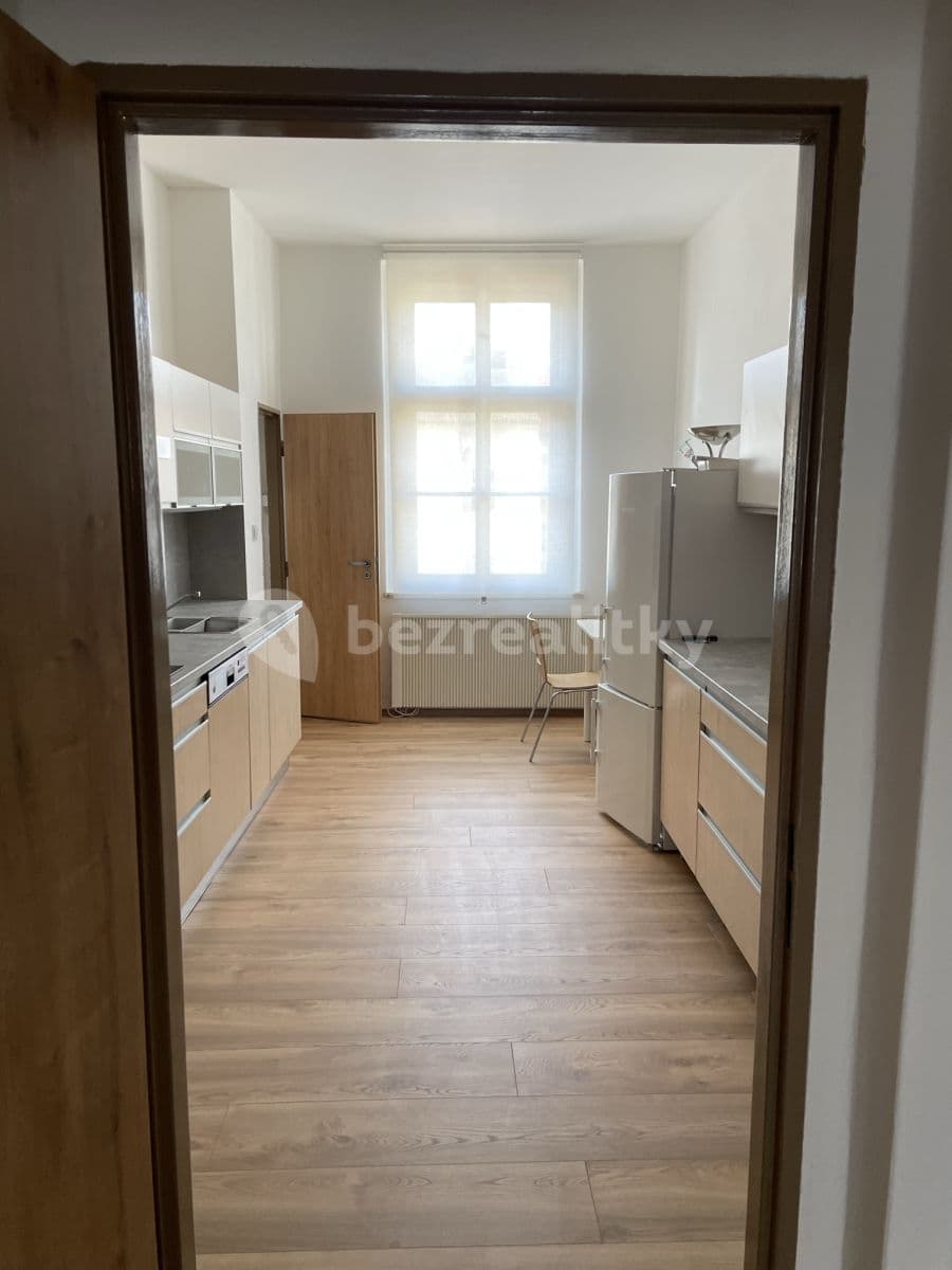 Prenájom bytu 1-izbový 38 m², Duškova, Praha, Praha Prenájom bytu 1-izbový 38 m², Duškova, Praha, Praha