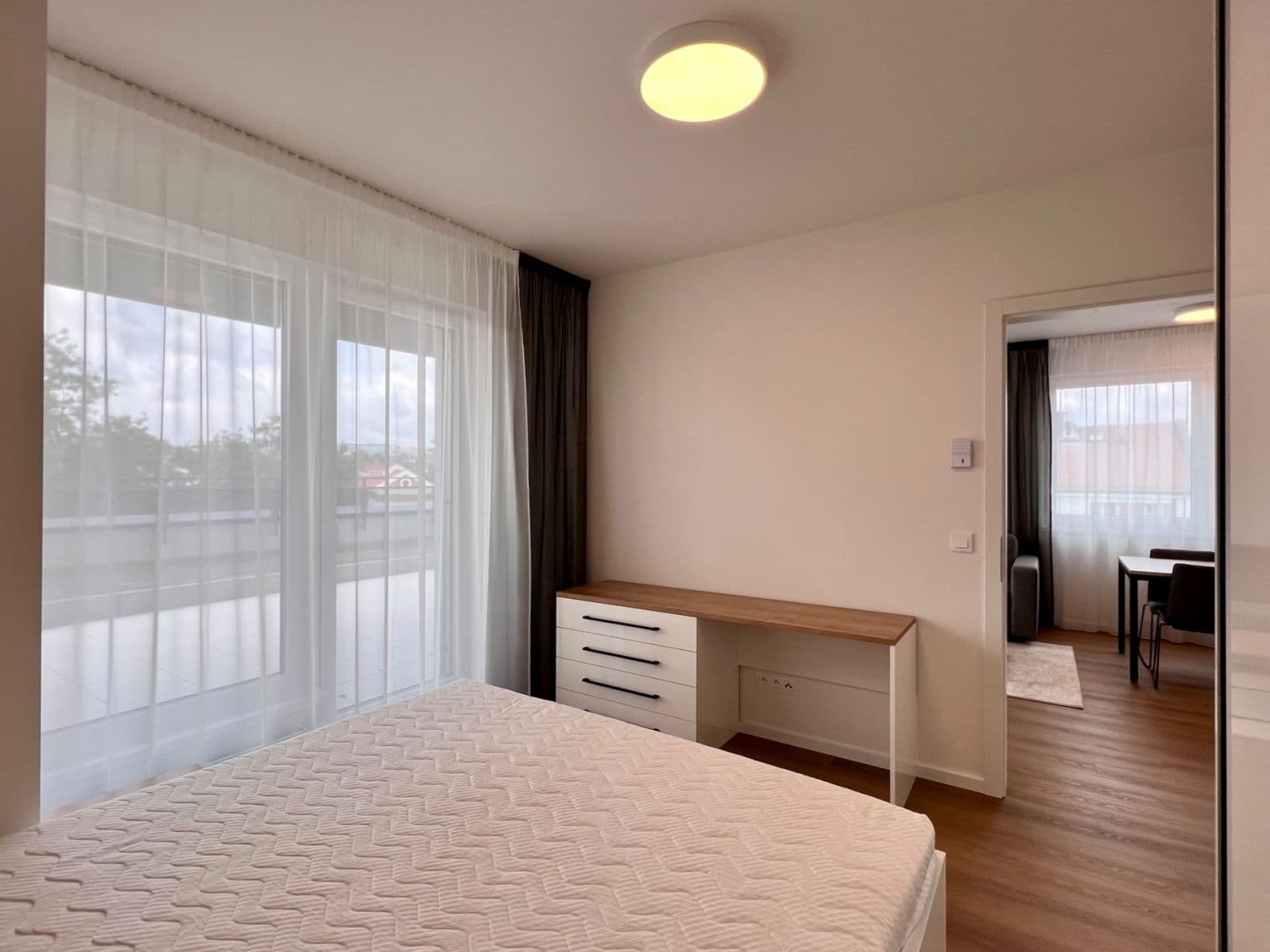 Prenájom bytu 3-izbový 65 m², U Plynárny, Praha, Praha Prenájom bytu 3-izbový 65 m², U Plynárny, Praha, Praha