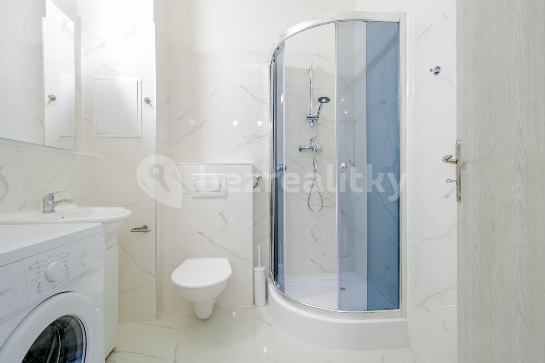 Prenájom bytu 1-izbový 36 m², Václavské náměstí, Praha, Praha Prenájom bytu 1-izbový 36 m², Václavské náměstí, Praha, Praha