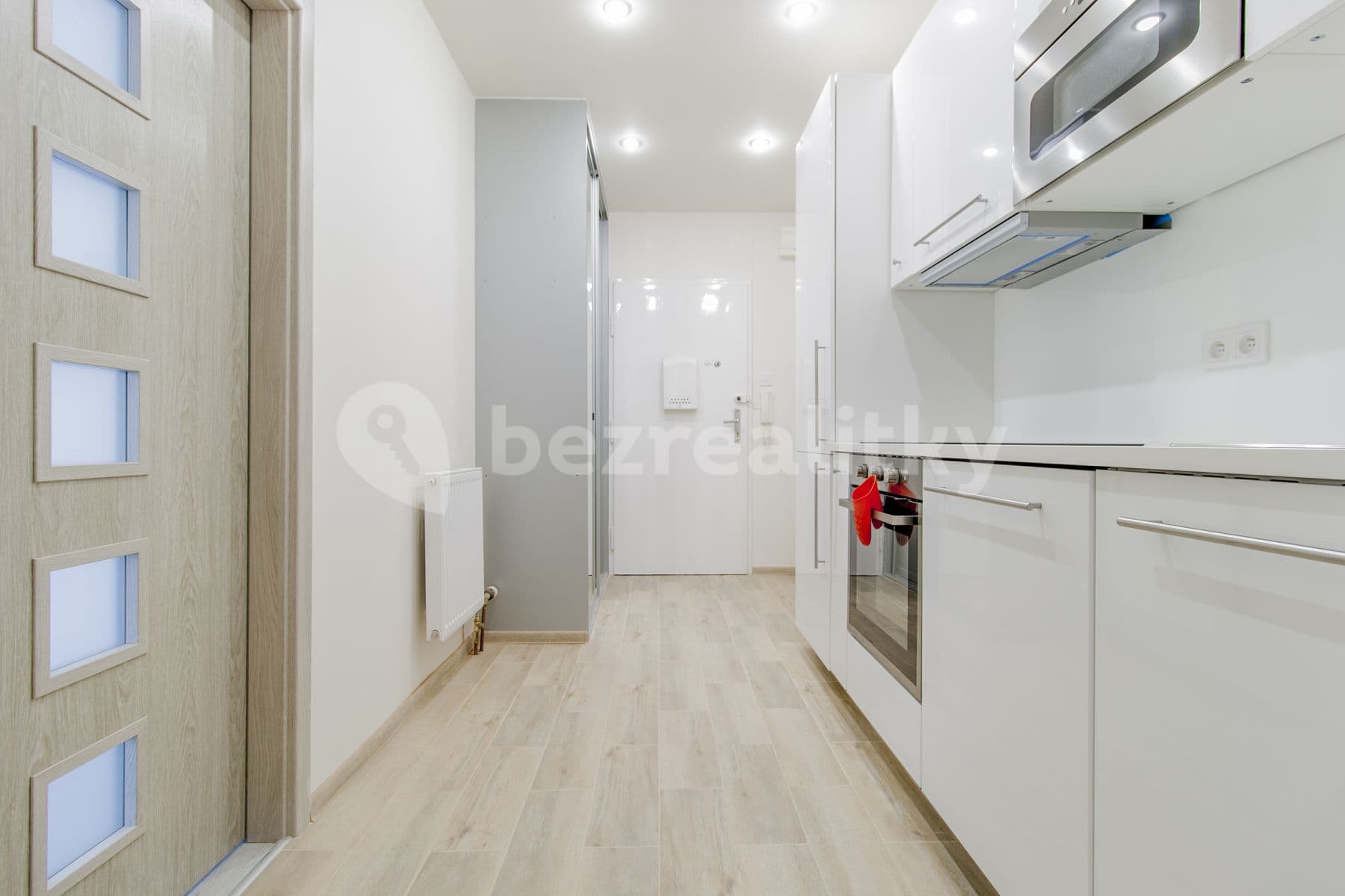 Prenájom bytu 1-izbový 36 m², Václavské náměstí, Praha, Praha Prenájom bytu 1-izbový 36 m², Václavské náměstí, Praha, Praha