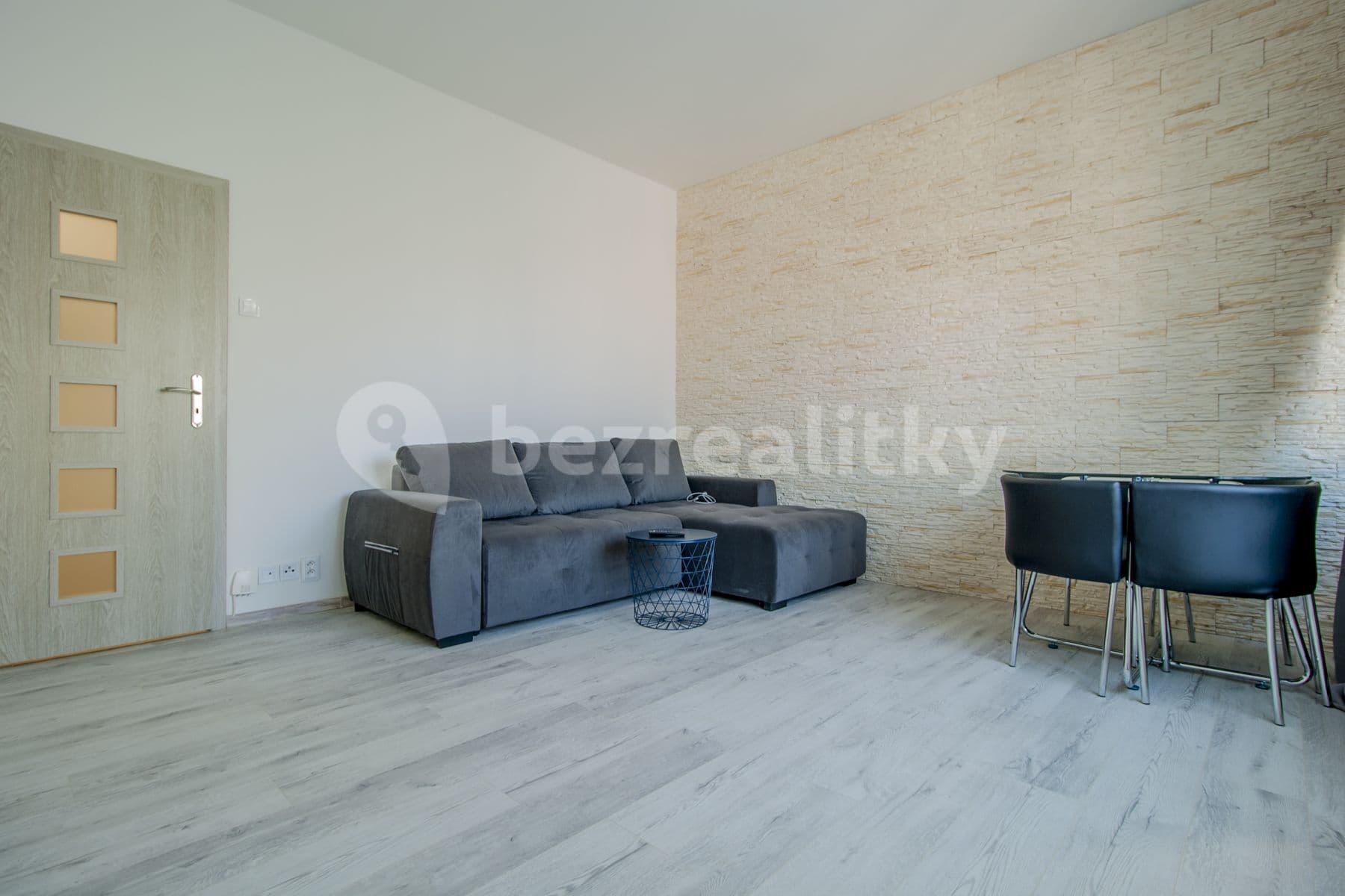 Prenájom bytu 1-izbový 36 m², Václavské náměstí, Praha, Praha Prenájom bytu 1-izbový 36 m², Václavské náměstí, Praha, Praha