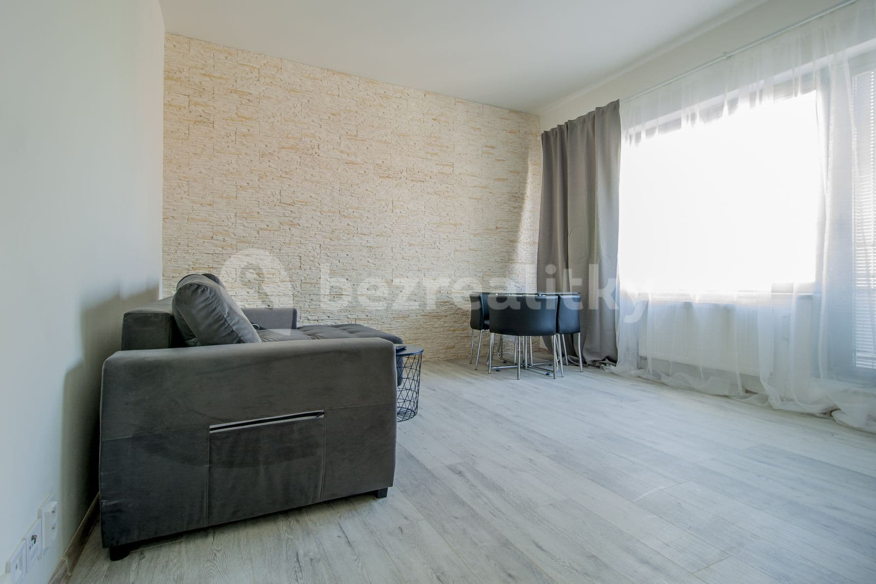 Prenájom bytu 1-izbový 36 m², Václavské náměstí, Praha, Praha Prenájom bytu 1-izbový 36 m², Václavské náměstí, Praha, Praha