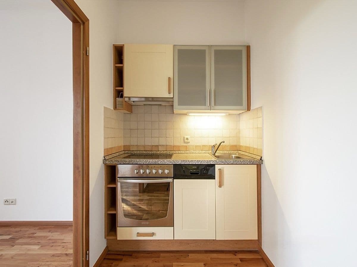 Predaj bytu 2-izbový 50 m², Tavolníková, Praha, Praha Predaj bytu 2-izbový 50 m², Tavolníková, Praha, Praha