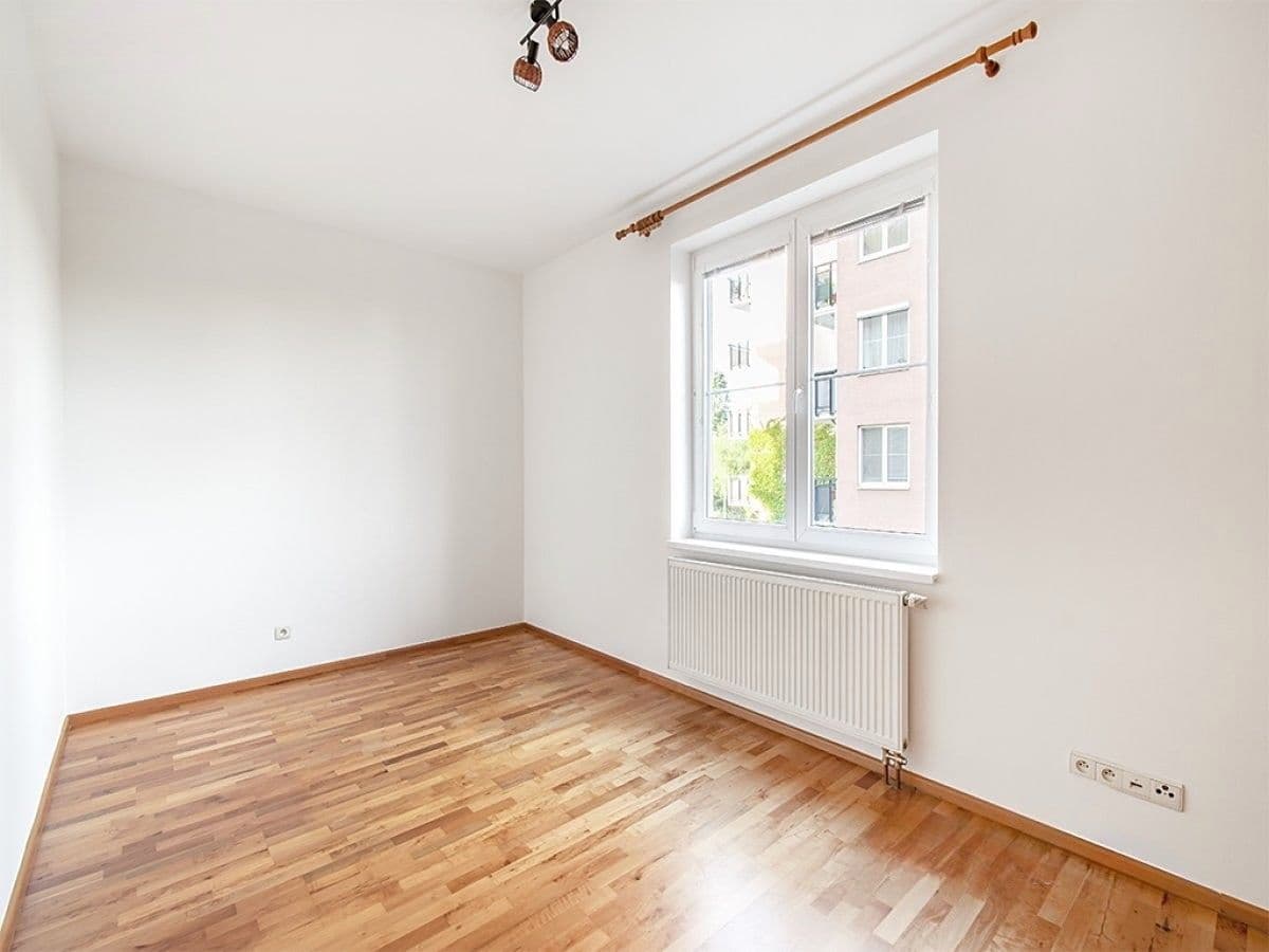 Predaj bytu 2-izbový 50 m², Tavolníková, Praha, Praha Predaj bytu 2-izbový 50 m², Tavolníková, Praha, Praha
