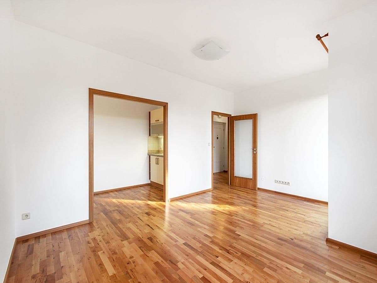 Predaj bytu 2-izbový 50 m², Tavolníková, Praha, Praha Predaj bytu 2-izbový 50 m², Tavolníková, Praha, Praha