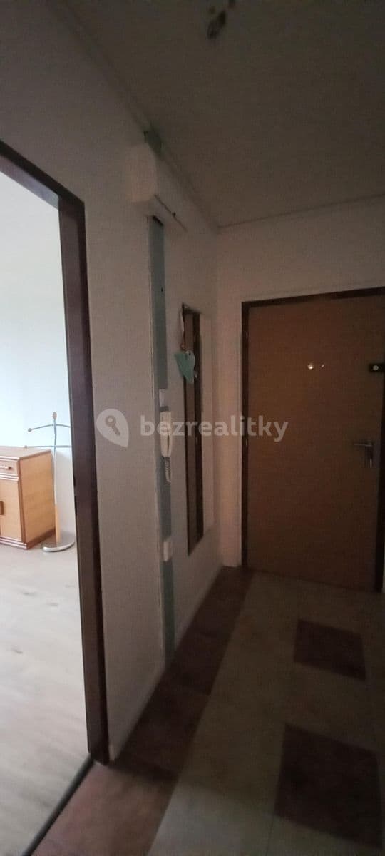 Prenájom bytu 4-izbový 86 m², Sídliště Ⅱ, Kamenice, Středočeský kraj Prenájom bytu 4-izbový 86 m², Sídliště Ⅱ, Kamenice, Středočeský kraj