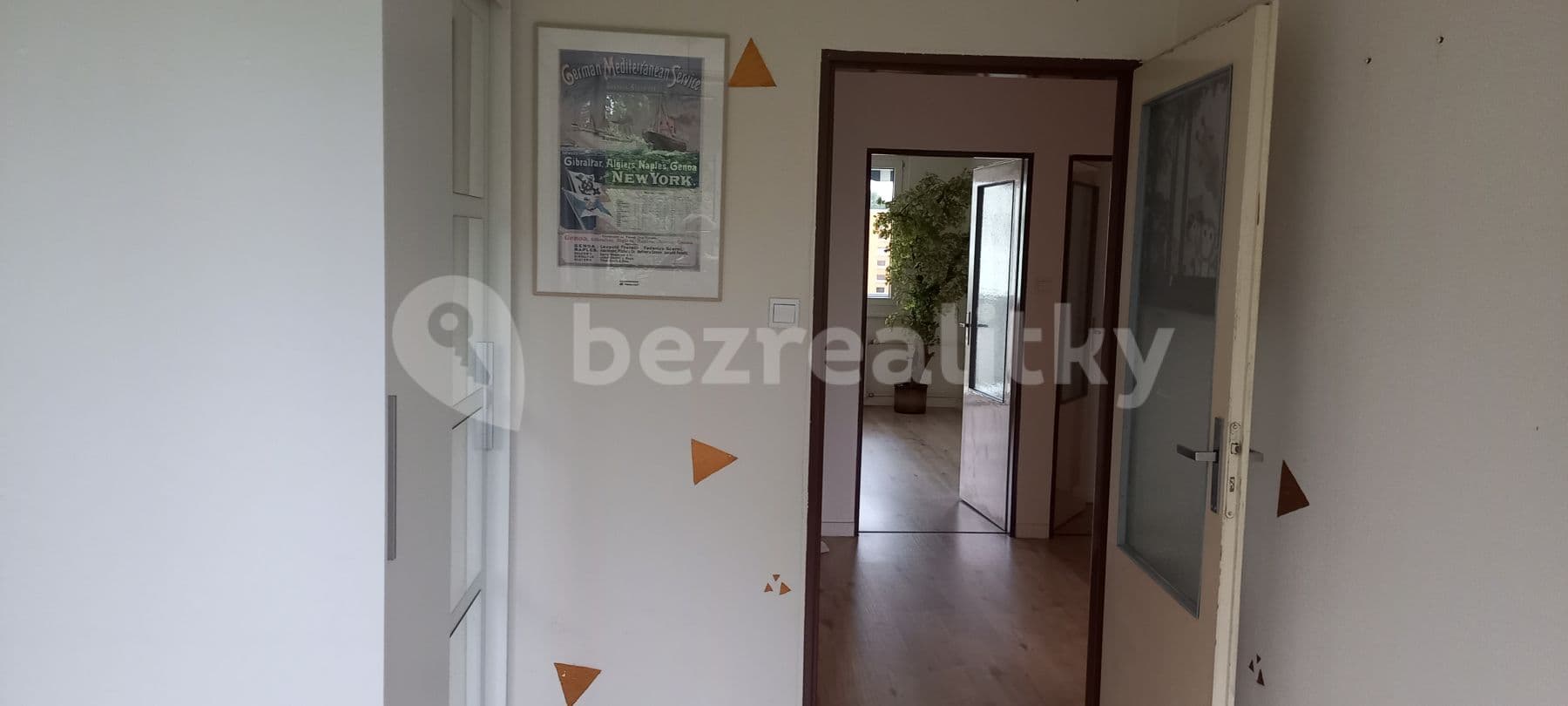 Prenájom bytu 4-izbový 86 m², Sídliště Ⅱ, Kamenice, Středočeský kraj Prenájom bytu 4-izbový 86 m², Sídliště Ⅱ, Kamenice, Středočeský kraj