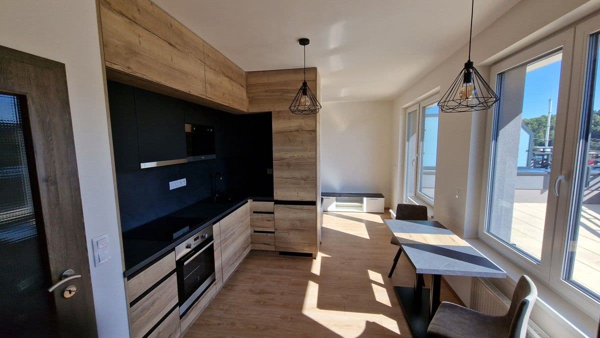 Prenájom bytu 1-izbový 34 m², Šífařská, Praha, Praha Prenájom bytu 1-izbový 34 m², Šífařská, Praha, Praha