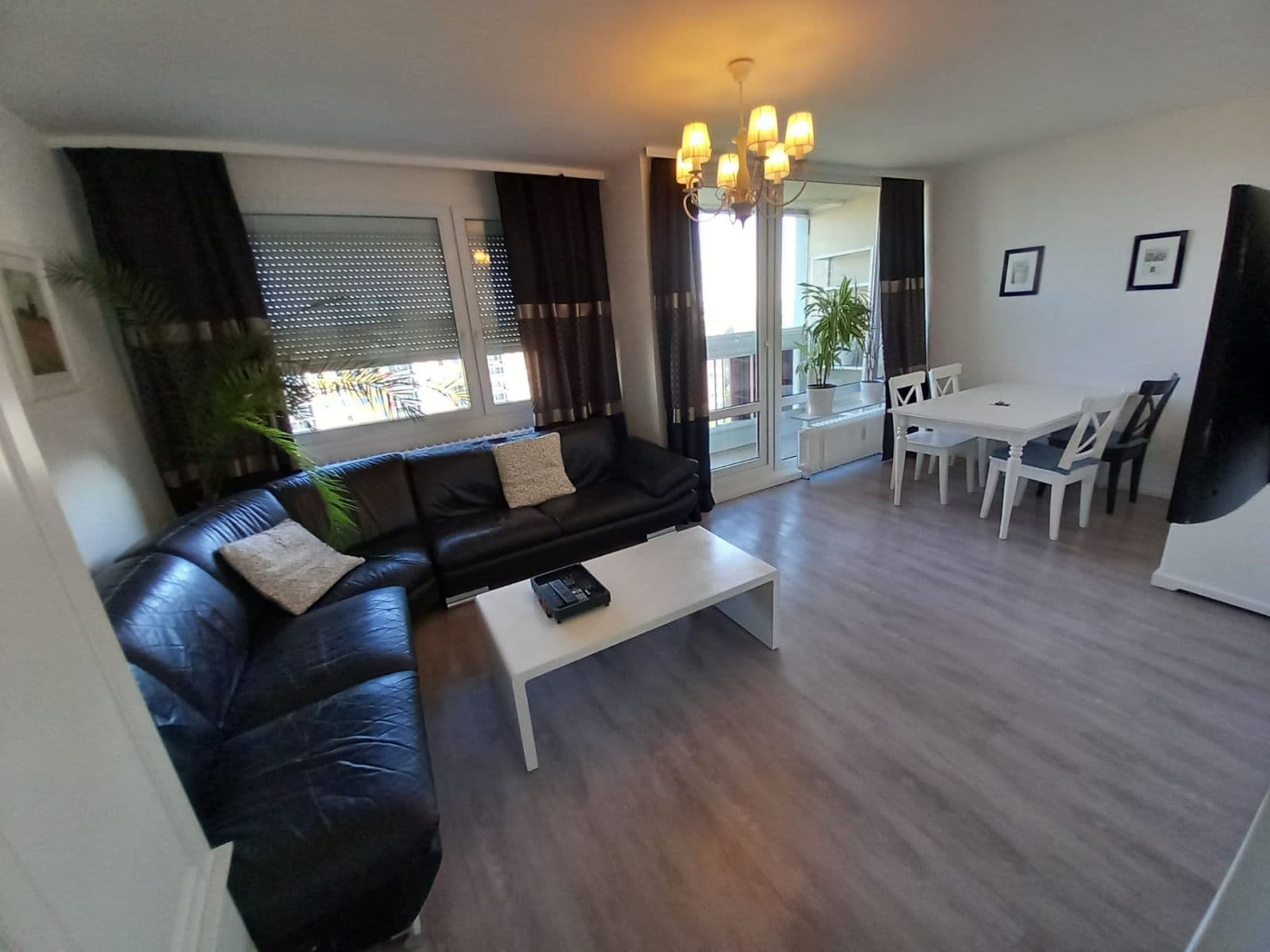 Prenájom bytu 3-izbový 77 m², Šiškova, Praha, Praha Prenájom bytu 3-izbový 77 m², Šiškova, Praha, Praha