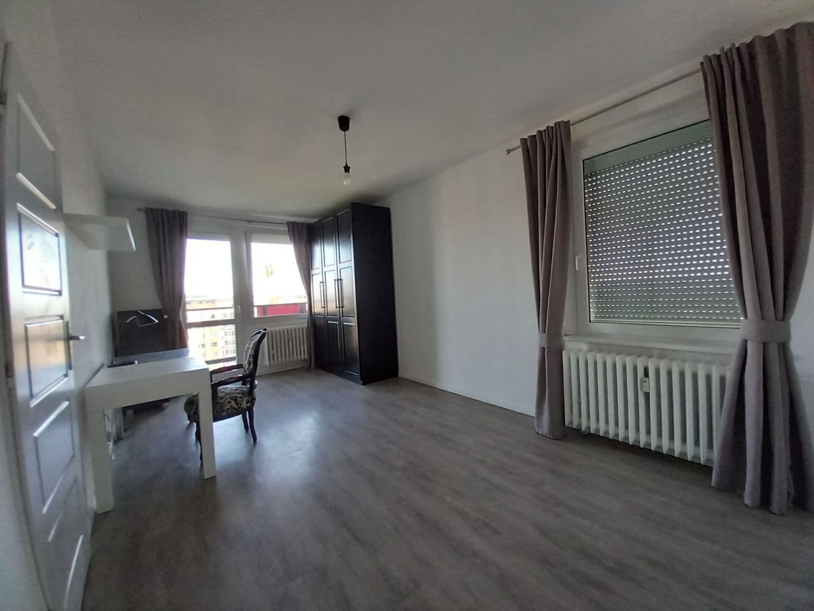 Prenájom bytu 3-izbový 77 m², Šiškova, Praha, Praha Prenájom bytu 3-izbový 77 m², Šiškova, Praha, Praha