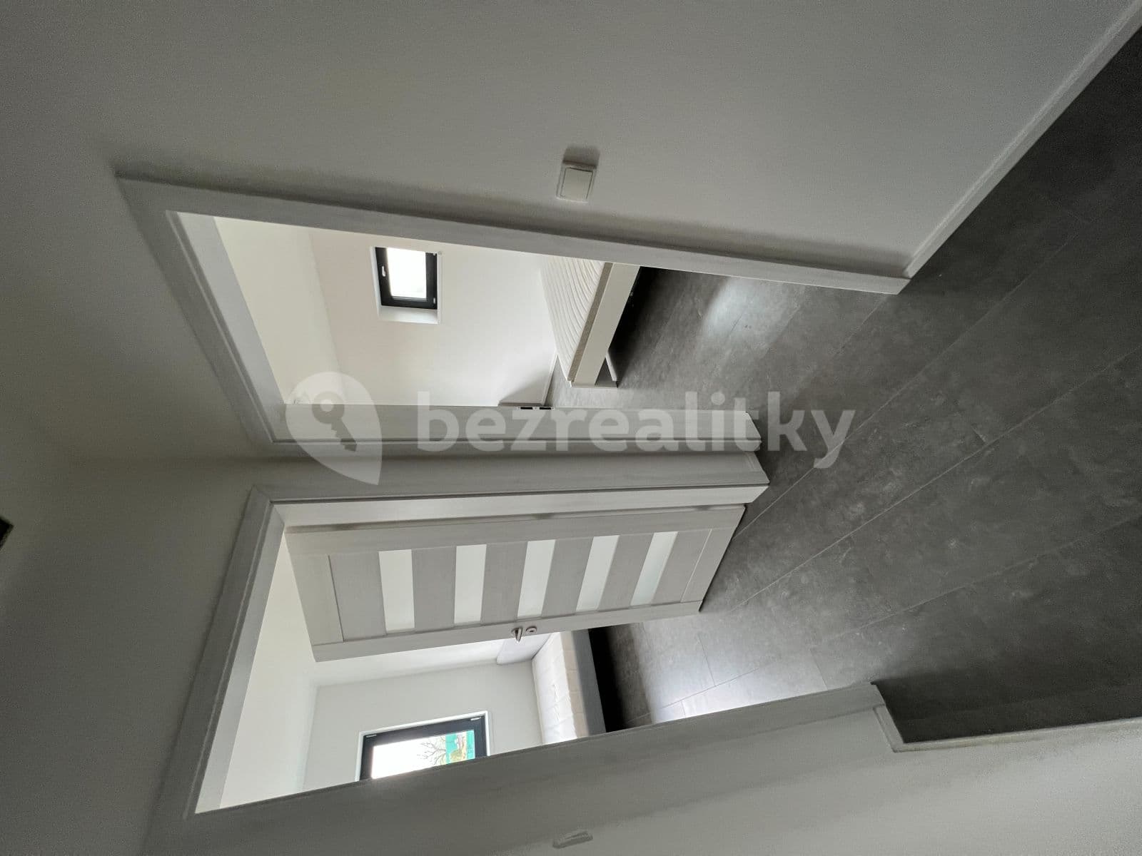 Prenájom domu 135 m², pozemek 250 m², Západní, Klíčany, Středočeský kraj Prenájom domu 135 m², pozemek 250 m², Západní, Klíčany, Středočeský kraj