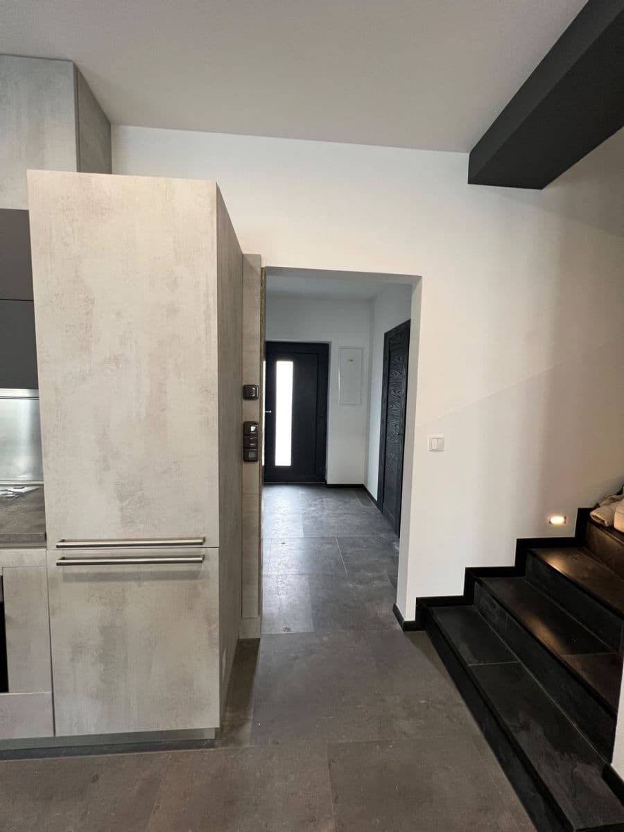 Prenájom domu 135 m², pozemek 250 m², Západní, Klíčany, Středočeský kraj Prenájom domu 135 m², pozemek 250 m², Západní, Klíčany, Středočeský kraj