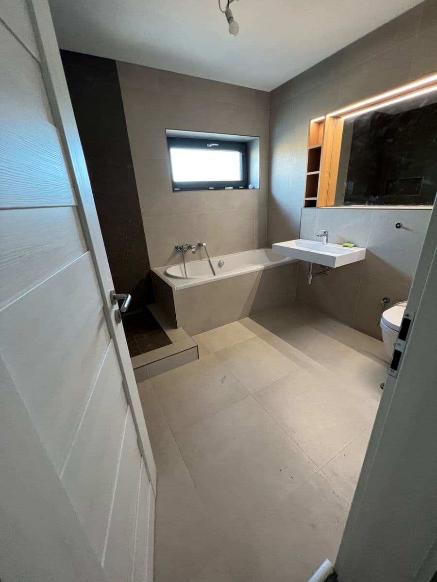 Prenájom domu 135 m², pozemek 250 m², Západní, Klíčany, Středočeský kraj Prenájom domu 135 m², pozemek 250 m², Západní, Klíčany, Středočeský kraj