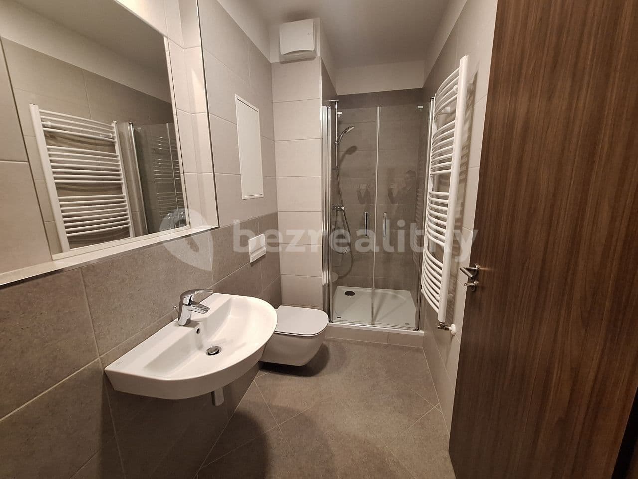 Prenájom bytu 1-izbový 32 m², Františka Jansy, Praha, Praha Prenájom bytu 1-izbový 32 m², Františka Jansy, Praha, Praha