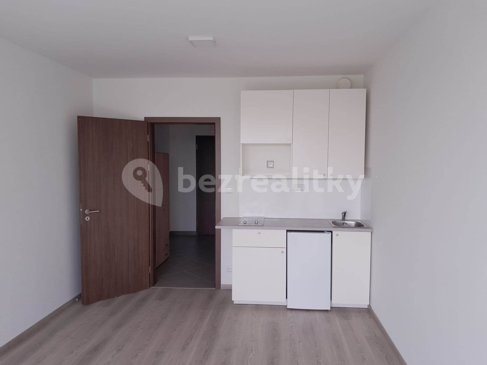 Prenájom bytu 1-izbový 32 m², Františka Jansy, Praha, Praha Prenájom bytu 1-izbový 32 m², Františka Jansy, Praha, Praha