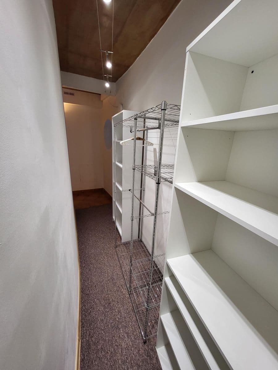 Prenájom bytu 1-izbový 67 m², Minská, Brno, Jihomoravský kraj Prenájom bytu 1-izbový 67 m², Minská, Brno, Jihomoravský kraj