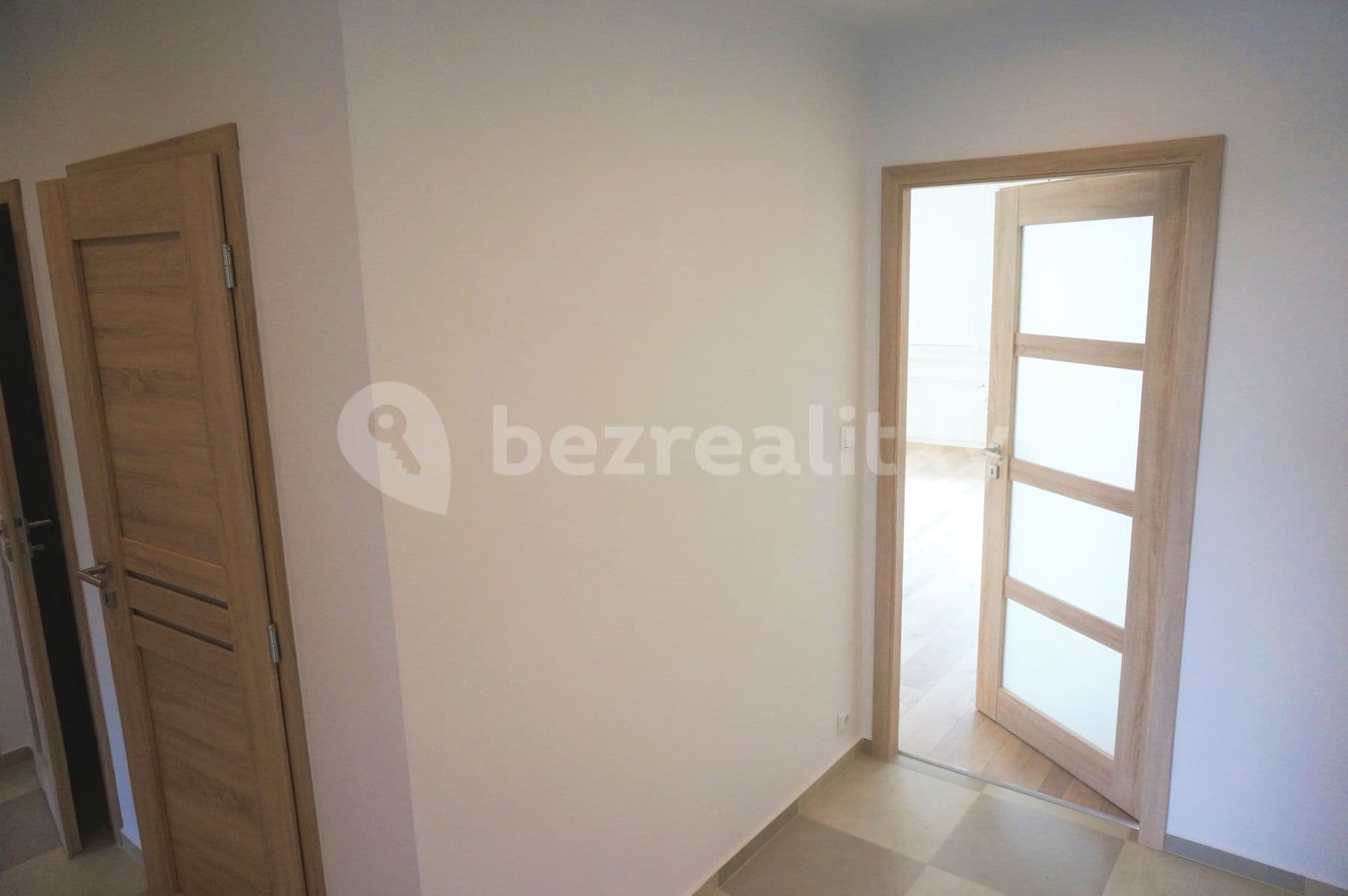 Prenájom bytu 3-izbový 79 m², Borovanského, Praha, Praha Prenájom bytu 3-izbový 79 m², Borovanského, Praha, Praha