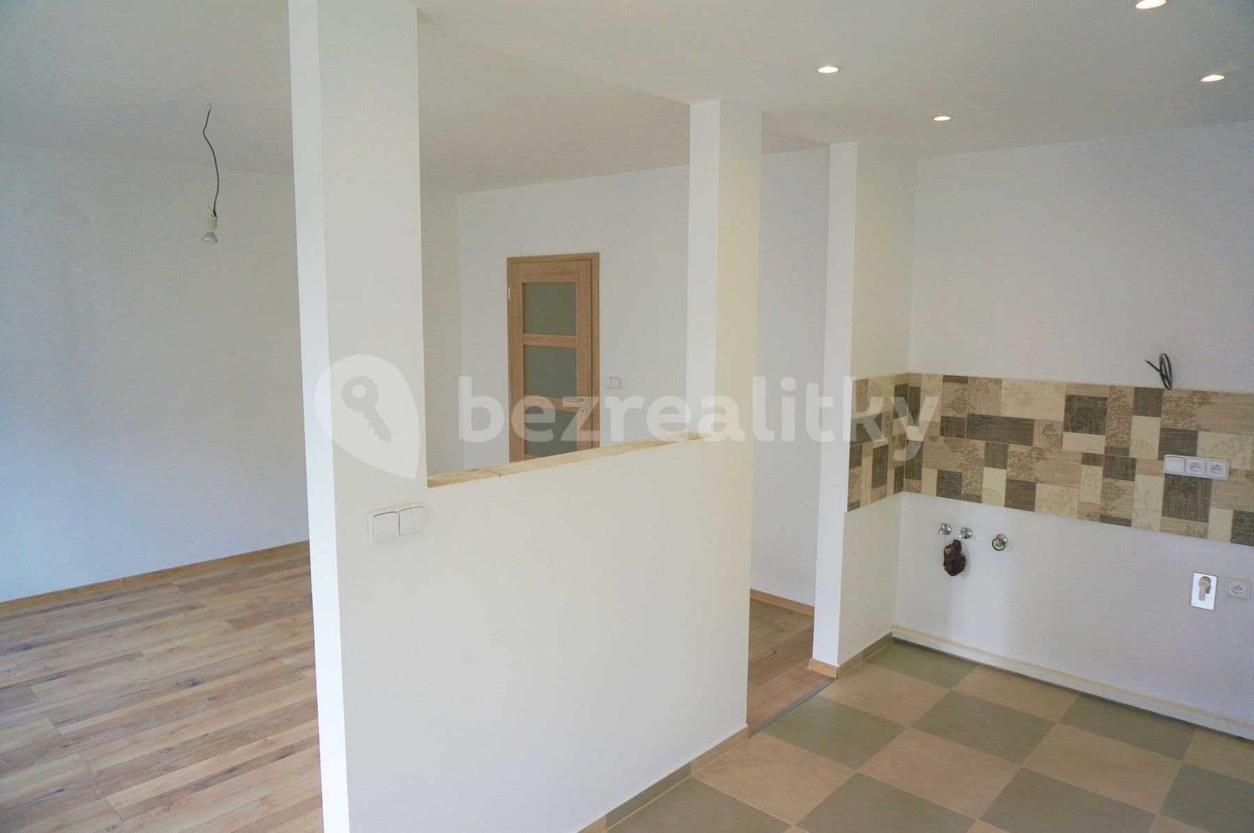 Prenájom bytu 3-izbový 79 m², Borovanského, Praha, Praha Prenájom bytu 3-izbový 79 m², Borovanského, Praha, Praha