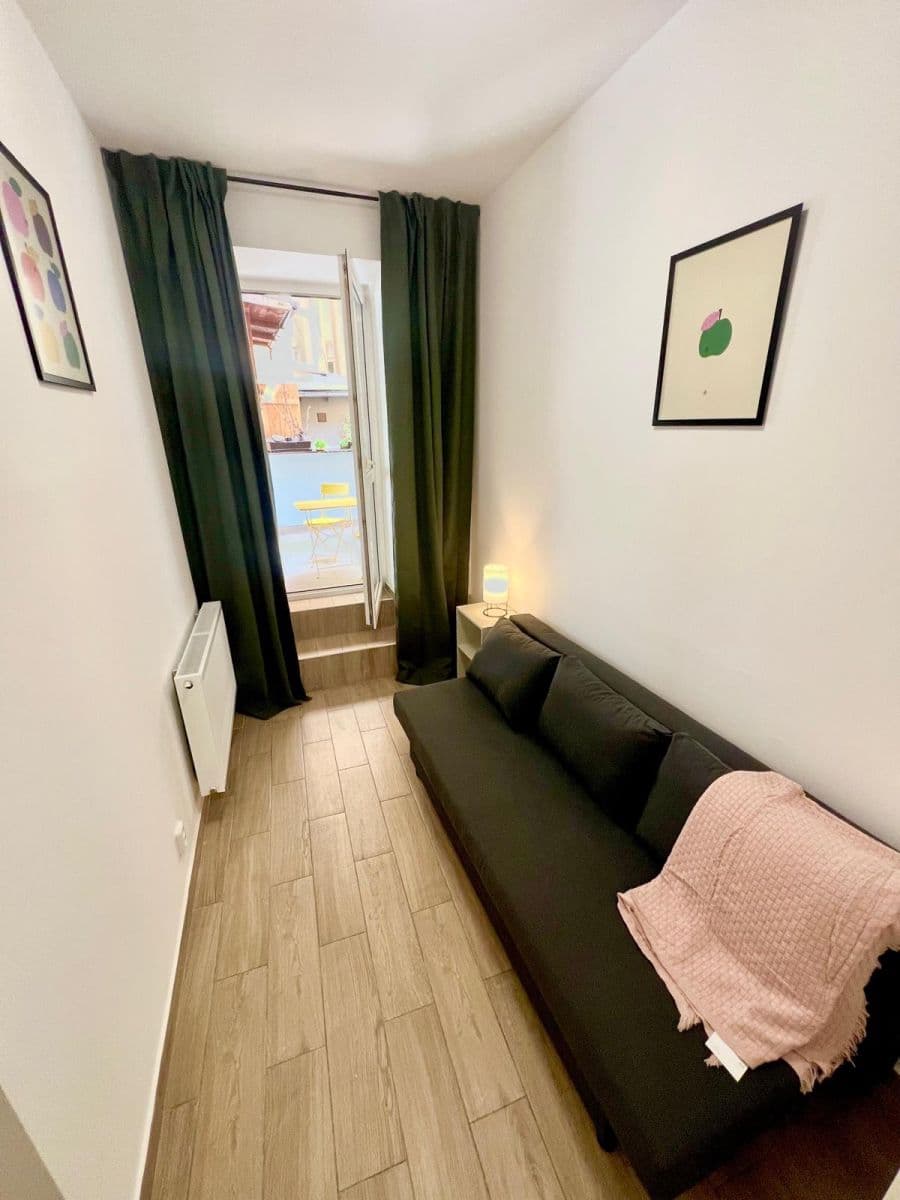 Prenájom bytu 2-izbový 49 m², Holečkova, Praha, Praha Prenájom bytu 2-izbový 49 m², Holečkova, Praha, Praha