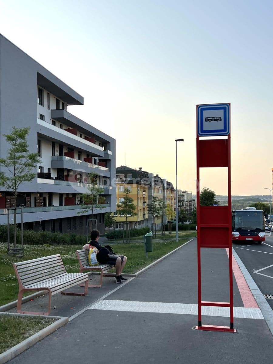 Prenájom bytu 3-izbový 71 m², Wassermannova, Praha, Praha Prenájom bytu 3-izbový 71 m², Wassermannova, Praha, Praha