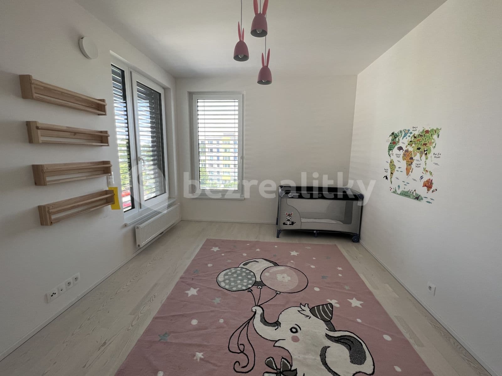 Prenájom bytu 3-izbový 71 m², Wassermannova, Praha, Praha Prenájom bytu 3-izbový 71 m², Wassermannova, Praha, Praha