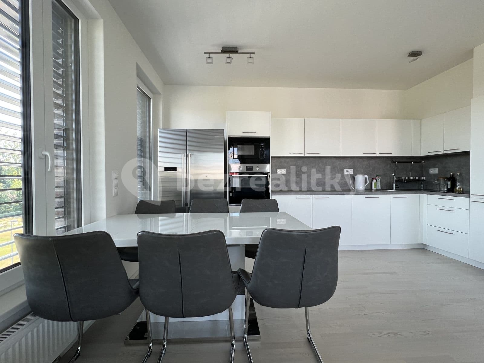 Prenájom bytu 3-izbový 71 m², Wassermannova, Praha, Praha Prenájom bytu 3-izbový 71 m², Wassermannova, Praha, Praha