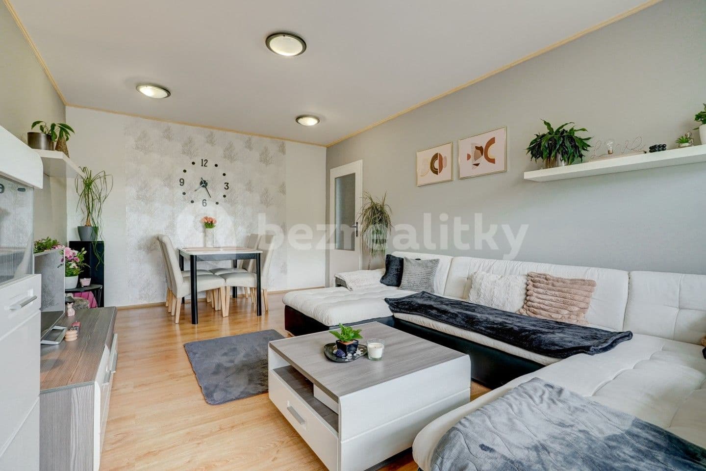 Predaj bytu 4-izbový 99 m², Karla Čapka, Krupka, Ústecký kraj